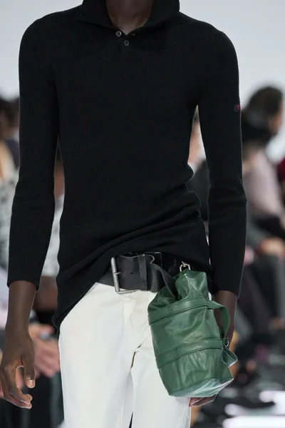 Look 104